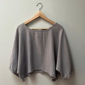 Devlyn Van Loon tie back shirt in mauvy-grey. Size large.